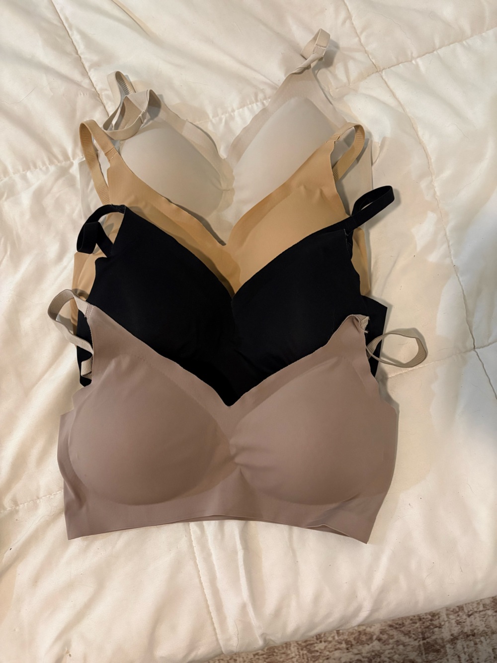 Seamless T-Shirt Bras – Black, Beige, Taupe, White